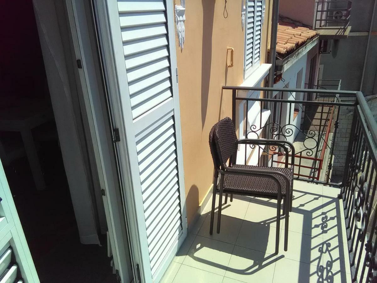 Apartment Sandra 2+2 *** Crikvenica Ngoại thất bức ảnh